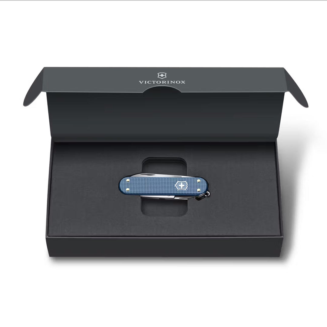 Victorinox Classic 0.6221.L26 SD Alox blau Limited Edition 2026 58mm