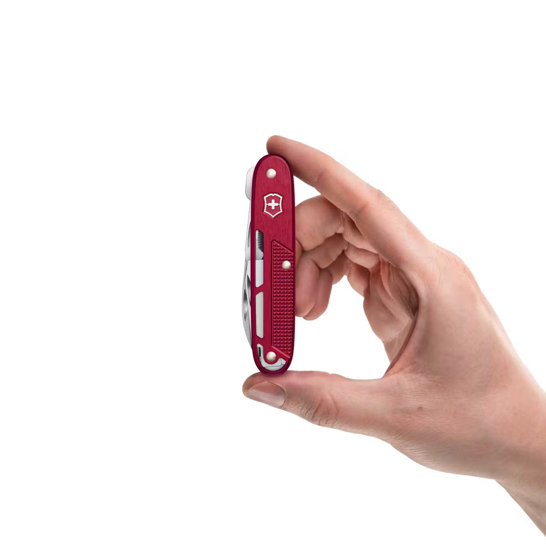 Victorinox Synergy 0.8226.20 X Alox Rot  93mm