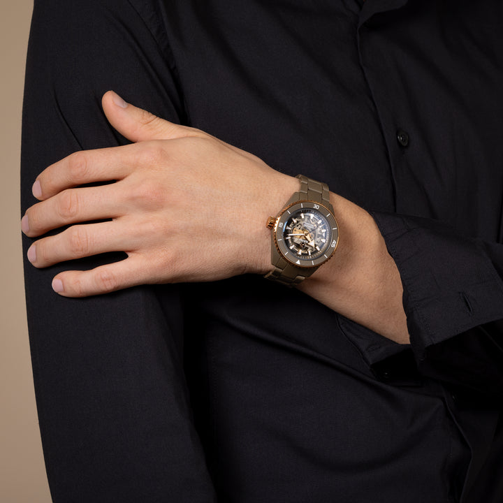 Rado XL Captain Cook R32150162 High Tech Ceramic Skeleton Automatic 80std.  HTC 43mm